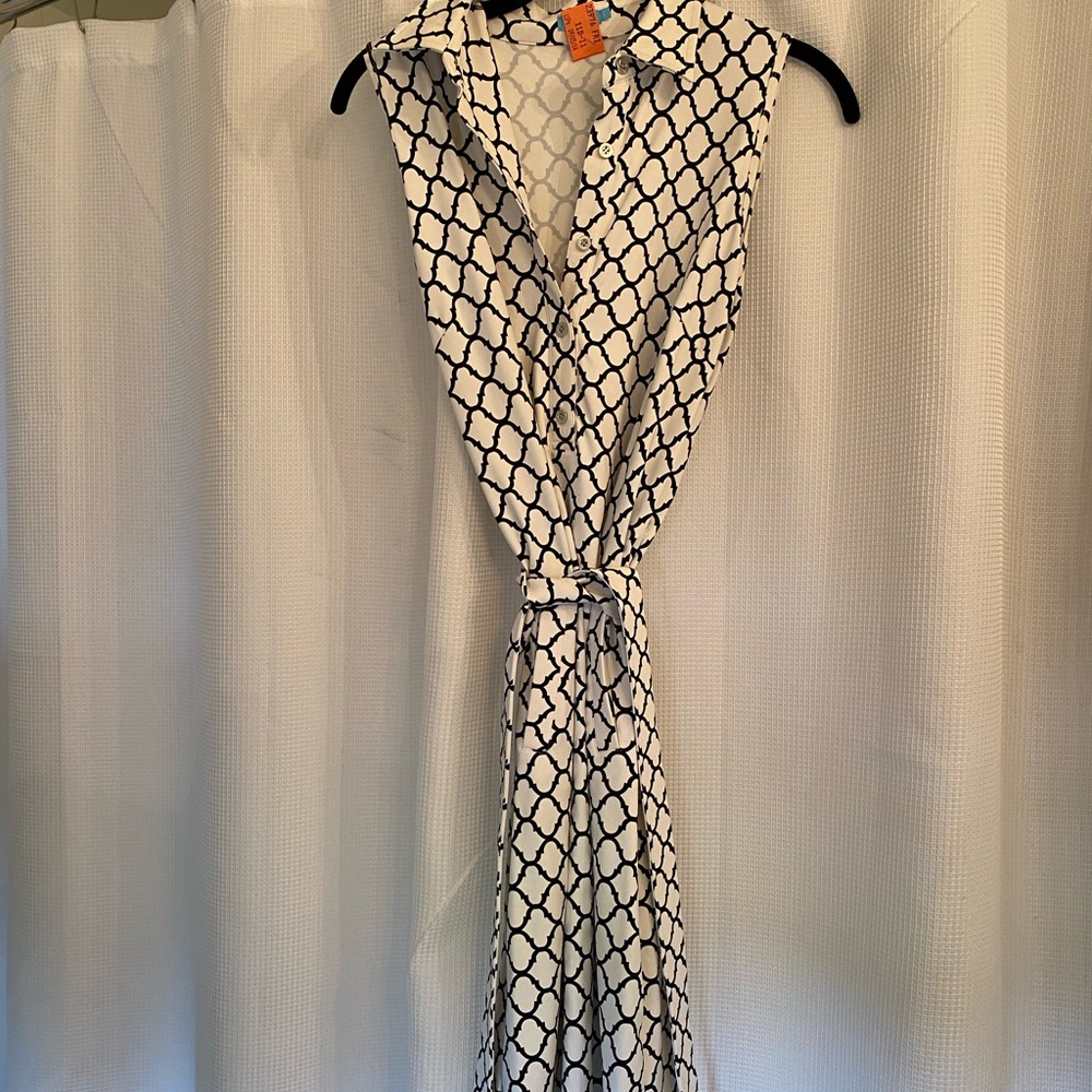 Printed collared dress